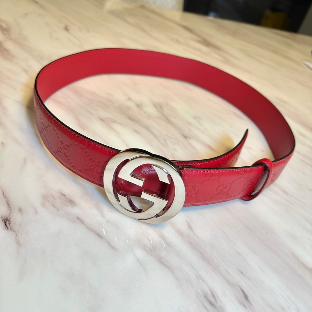 Gucci interlocking belt
